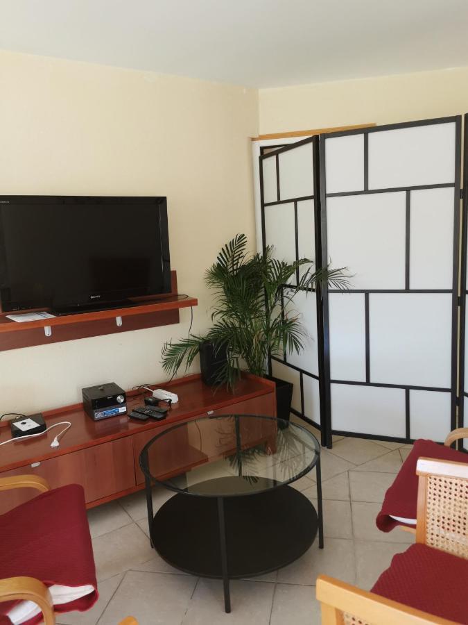 Ou Souleou Apartamento Bormes-les-Mimosas Exterior foto