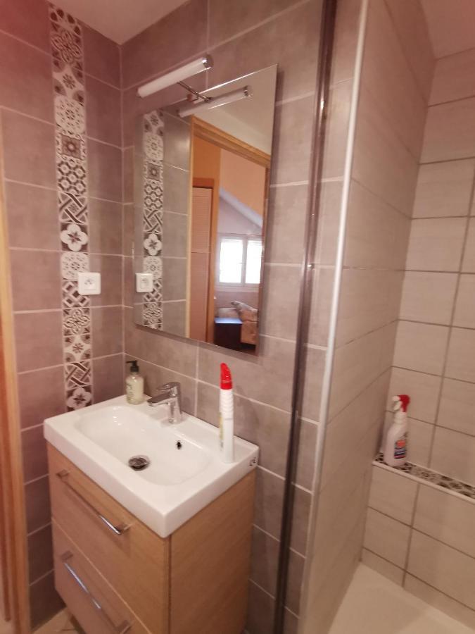 Ou Souleou Apartamento Bormes-les-Mimosas Exterior foto